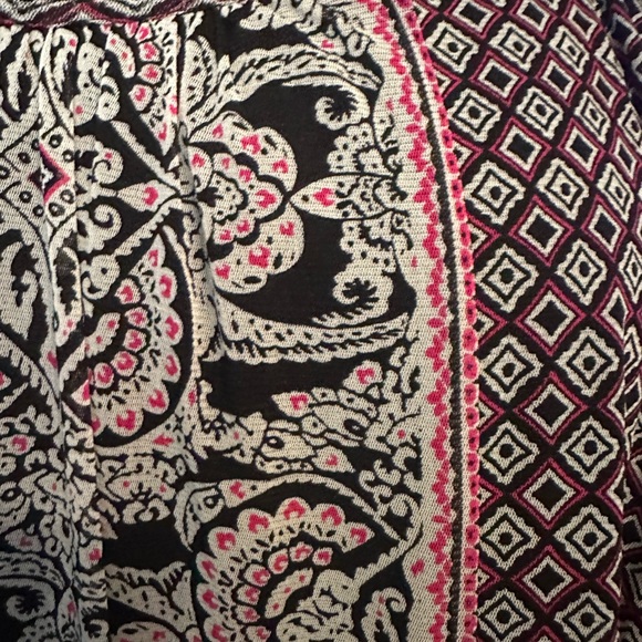 Plus Size 3X Apt.9 long cut out sleeves top - Picture 5 of 7